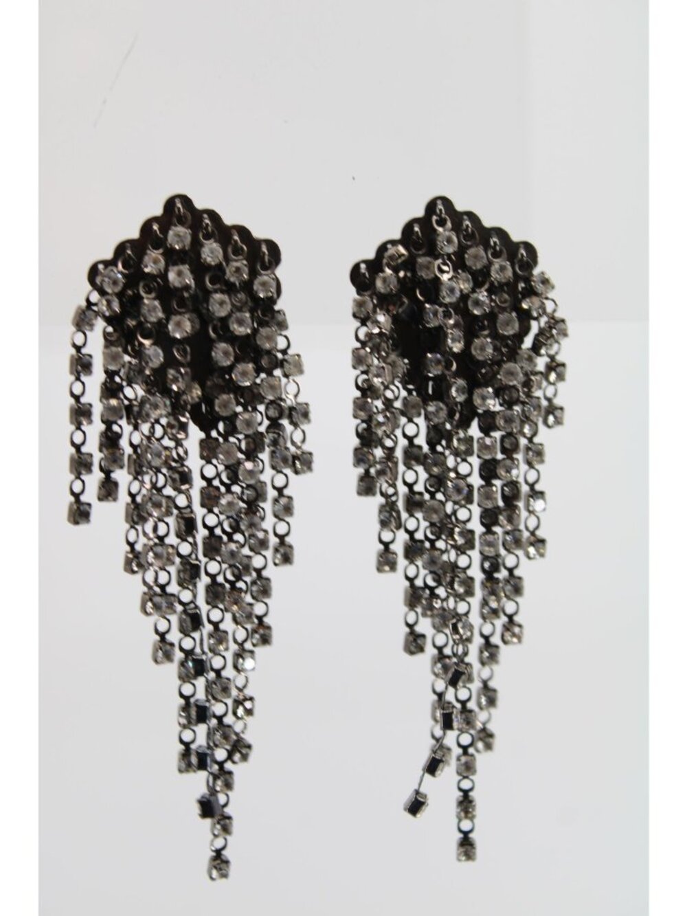 Sorelli Chandelier Earrings Black Vintage 94513 Clip On - Picture 3 of 4
